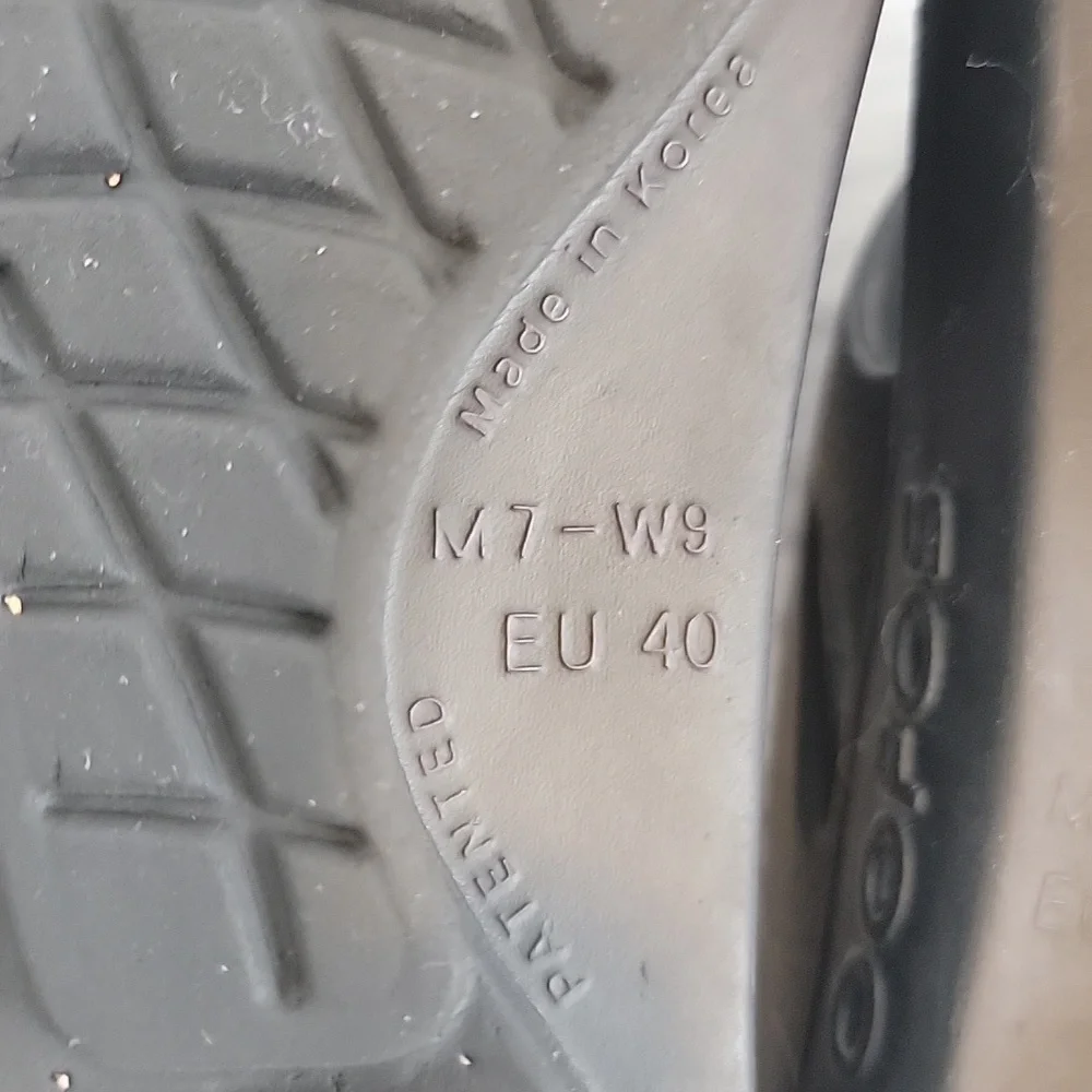 OOFOS Original Recovery Black Comfort Thong Sandals Womens Size 9 - Picture 8 of 9